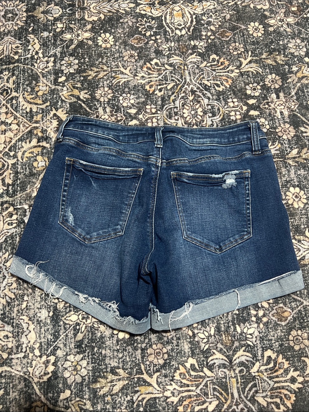Silver Jeans High-Rise Distressed Roll-Cuff Denim Shorts - Dark Blue - Picture 2 of 3